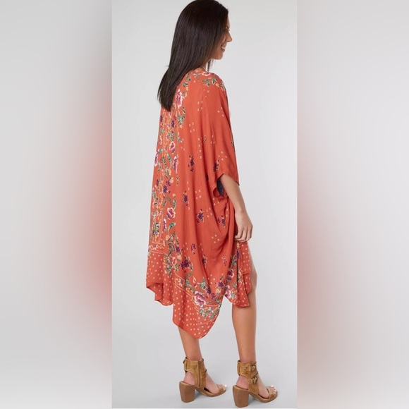 NWOT Angie Floral Kimono Cardigan Cover Up - Picture 3 of 9
